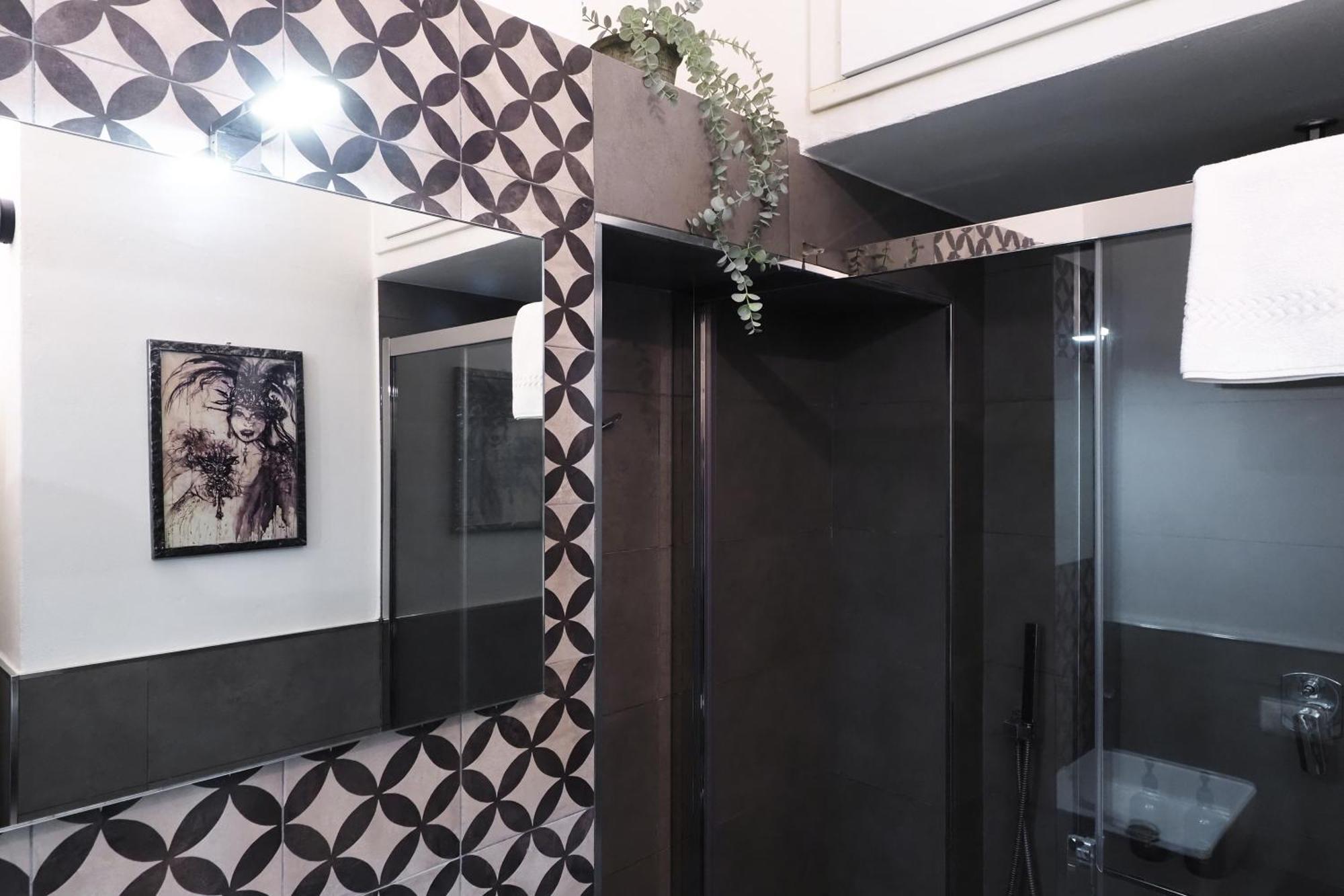 Primopiano - Ugo Bassi Apartment มิลาน ภายนอก รูปภาพ